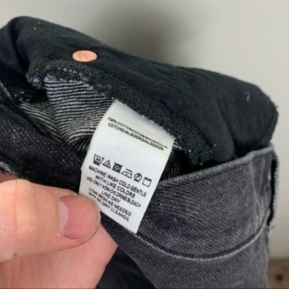 Free People We The Free Distressed Mini Skirt Size 2 - Picture 6 of 6